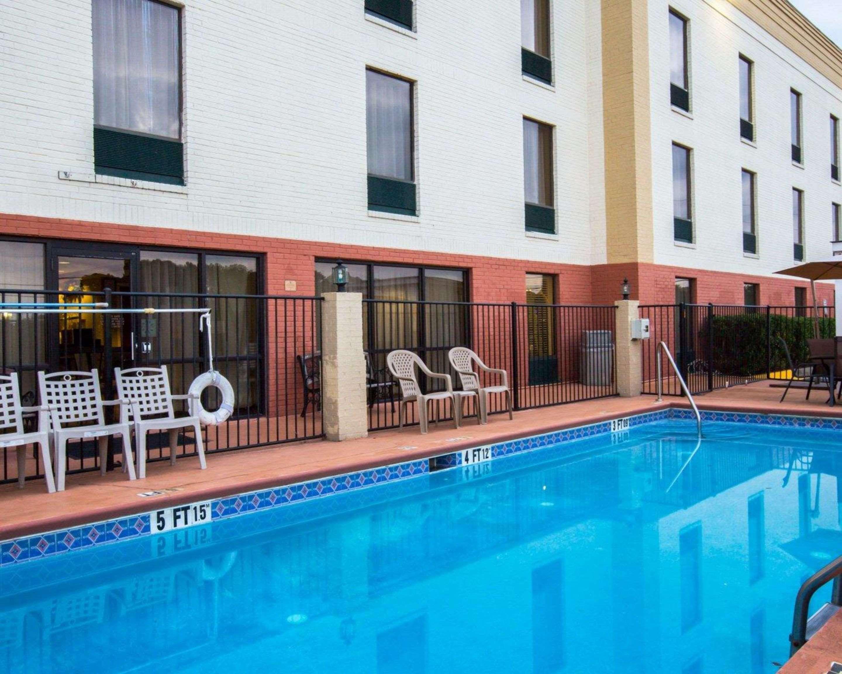 Comfort Suites Cumming-Atlanta Near Northside Hospital Forsyth Exterior foto